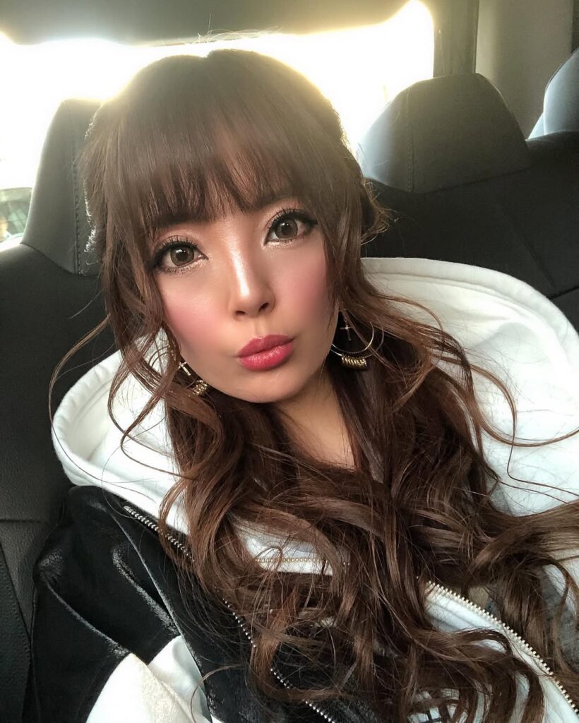 Hitomi Tanaka Bio, Life, Age, Career & Legacy (2025 Guide)