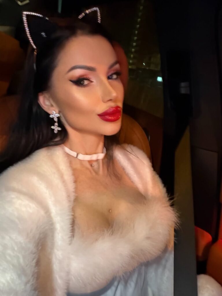 Sasha Rose Bio, Age, Career, Net Worth & Facts 2025