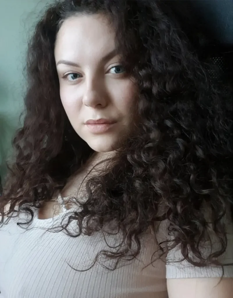 Sofia Curly Biography, Age, Net Worth & Career Guide 2025-26