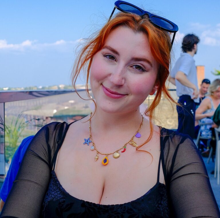 Isla Moon Biography, Age, Career, Life Style & Net Worth 2026